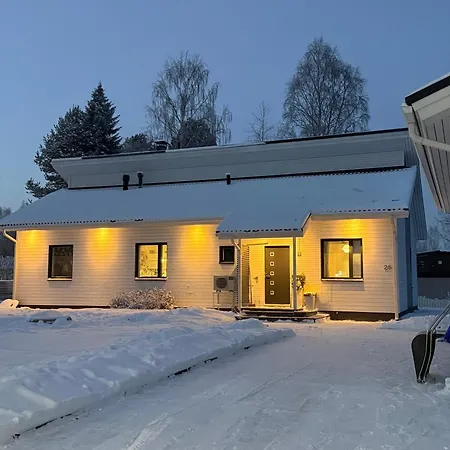 Nordic Snowlight 4 Bedrooms, Sauna, Wi-fi And Free Parking Villa Rovaniemi
