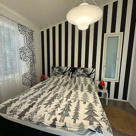 Nordic Snowlight 4 Bedrooms, Sauna, Wi-fi And Free Parking Villa *