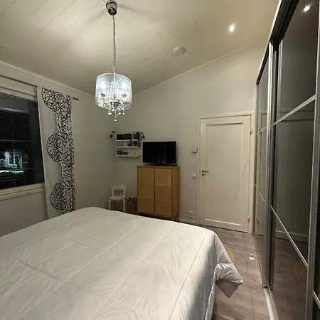 Nordic Snowlight 4 Bedrooms, Sauna, Wi-fi And Free Parking 别墅 *