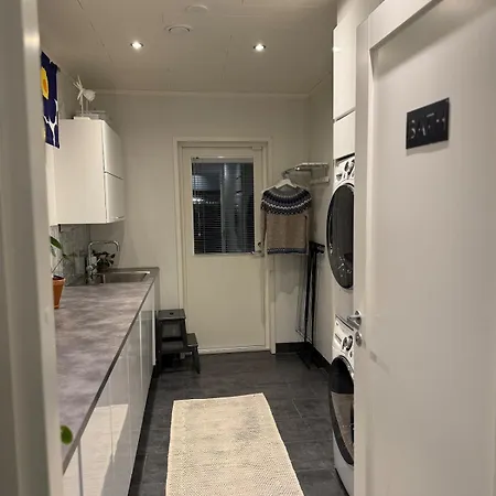 Nordic Snowlight 4 Bedrooms, Sauna, Wi-fi And Free Parking 罗瓦涅米