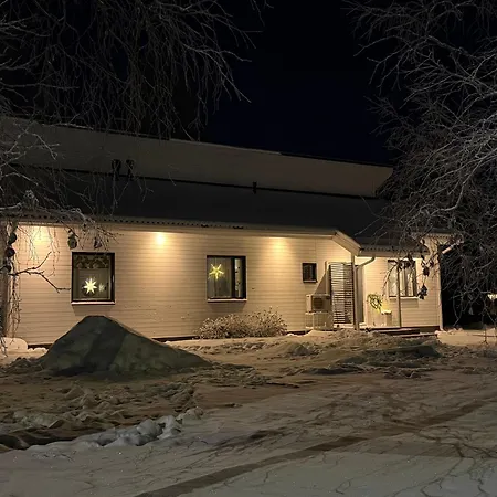 Nordic Snowlight 4 Bedrooms, Sauna, Wi-fi And Free Parking 别墅