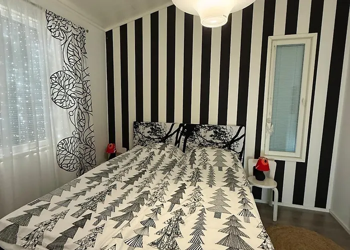 Nordic Snowlight 4 Bedrooms, Sauna, Wi-fi And Free Parking וילה *