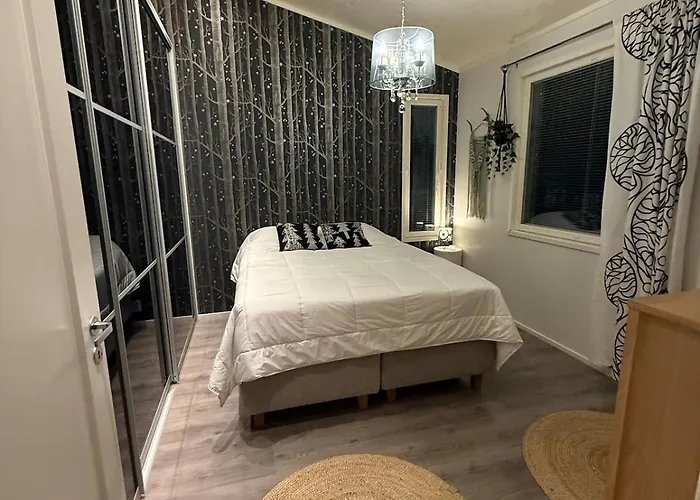 Nordic Snowlight 4 Bedrooms, Sauna, Wi-fi And Free Parking וילה *