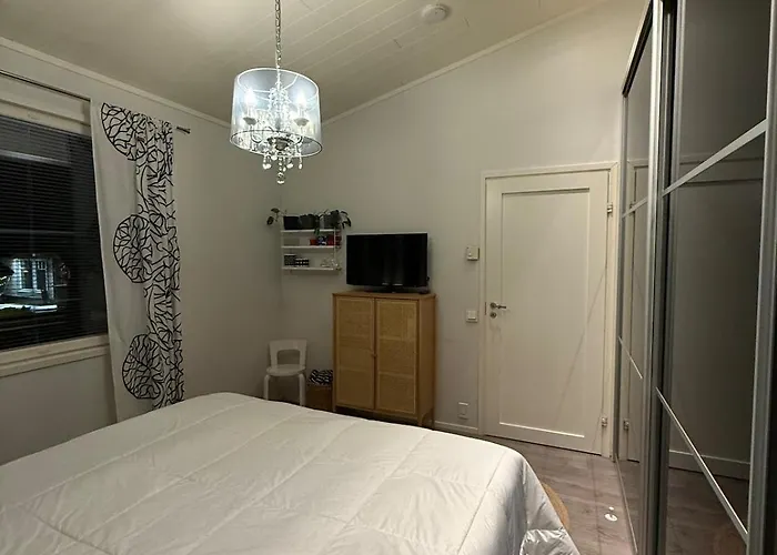 Nordic Snowlight 4 Bedrooms, Sauna, Wi-fi And Free Parking וילה *