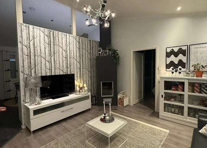 Nordic Snowlight 4 Bedrooms, Sauna, Wi-fi And Free Parking וילה רובניימי